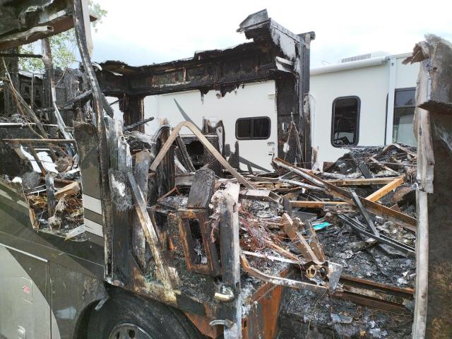 Photo 9 from auction – 2005 CAME CAMPER with VIN 1RF43554252034978