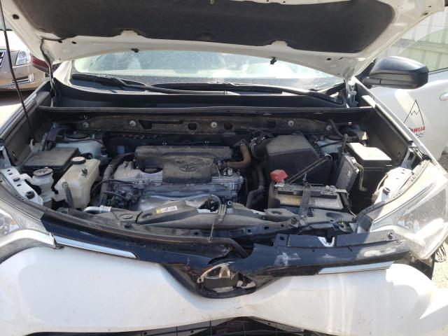 Photo 7 from auction – 2018 TOYOTA RAV4 LE with VIN JTMBFREV2JJ261092