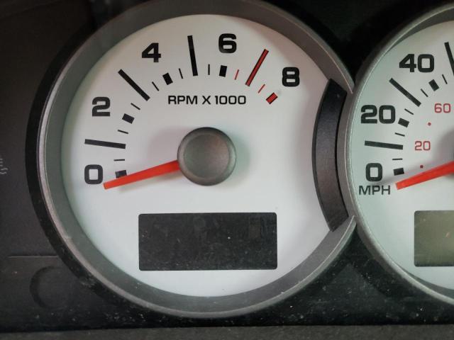Photo 8 from auction – 2005 FORD ESCAPE XLT with VIN 1FMYU031X5KA47765