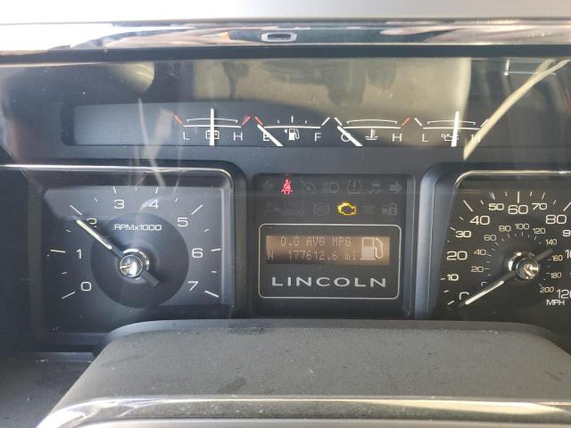 Photo 8 from auction – 2010 LINCOLN NAVIGATOR with VIN 5LMJJ2J52AEJ06468