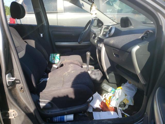 Photo 5 from auction – 2005 TOYOTA SCION XA with VIN JTKKT624950115456