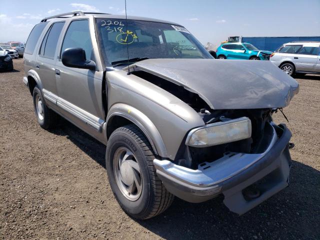 CHEVROLET BLAZER 1998 with VIN 1GNDT13W7W2286934 - Photo from auction