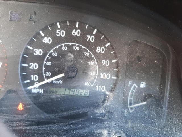 Photo 8 from auction – 2000 TOYOTA COROLLA VE with VIN 1NXBR12E4YZ329023