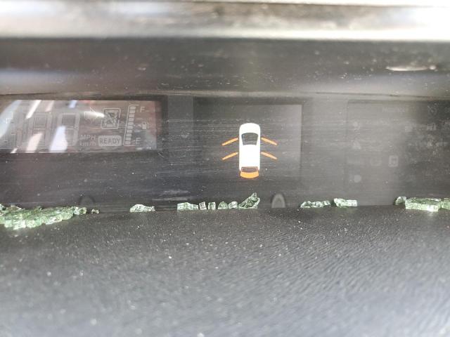 Photo 8 from auction – 2012 TOYOTA PRIUS C with VIN JTDKDTB35C1521090