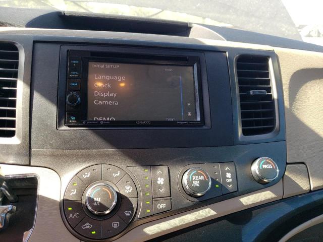 Photo 9 from auction – 2011 TOYOTA SIENNA with VIN 5TDZK3DC1BS104651