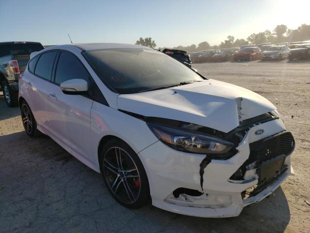 FORD FOCUS ST 2016 with VIN 1FADP3L99GL336771 - Photo from auction