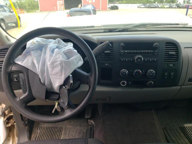Photo 9 from auction – 2010 GMC SIERRA C15 with VIN 1GTSCUEA2AZ115432