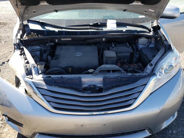 Photo 7 from auction – 2013 TOYOTA SIENNA XLE with VIN 5TDYK3DC3DS310505
