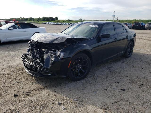 Photo 2 from auction – 2019 CHRYSLER 300 S with VIN 2C3CCABG4KH628828