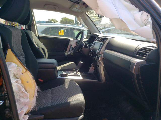 Photo 5 from auction – 2022 TOYOTA 4RUNNER SR with VIN JTEEU5JR5N5252028