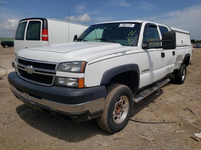Photo 2 from auction – 2007 CHEVROLET SILVERADO with VIN 1GBHC23U17F107526