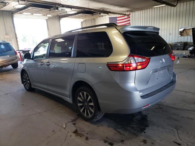 Photo 3 from auction – 2018 TOYOTA SIENNA XLE with VIN 5TDDZ3DC1JS204687