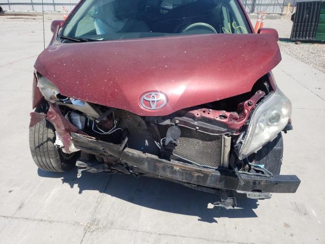 Photo 7 from auction – 2011 TOYOTA SIENNA LE with VIN 5TDKK3DC6BS149165