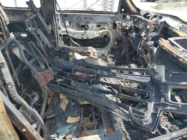 Photo 5 from auction – 2003 GMC SIERRA K25 with VIN 1GTHK29103E337618