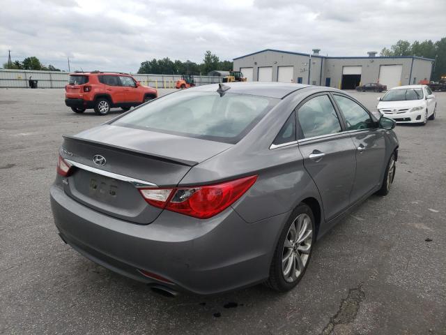 Photo 4 from auction – 2013 HYUNDAI SONATA SE with VIN 5NPEC4AC2DH605790
