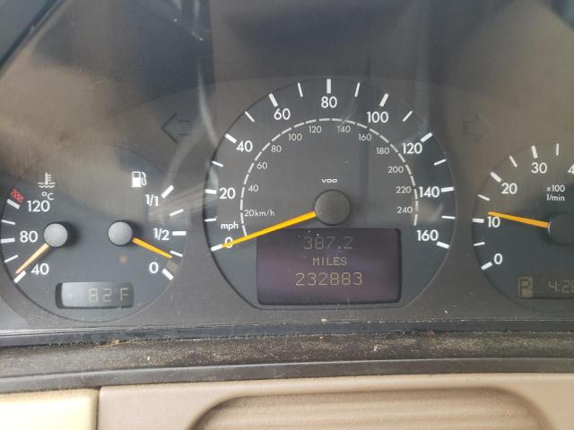 Photo 8 from auction – 2000 MERCEDES-BENZ E 320 with VIN WDBJF65J6YB051783