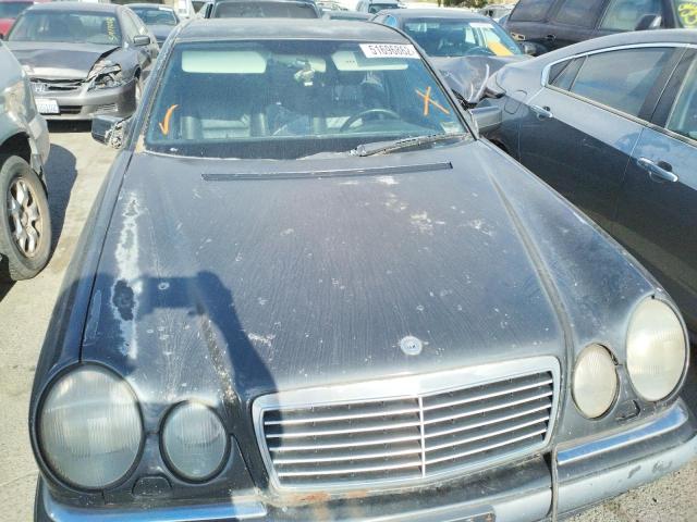 Photo 7 from auction – 1997 MERCEDES-BENZ E 420 with VIN WDBJF72F6VA399039