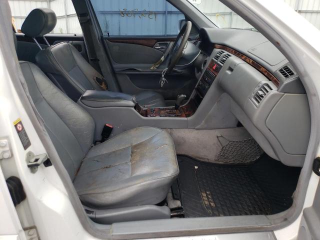 Photo 5 from auction – 2001 MERCEDES-BENZ E 430 with VIN WDBJF70J51X055734