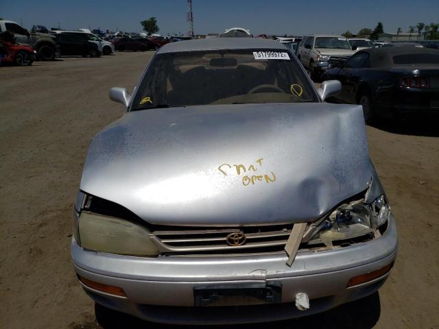 Photo 9 from auction – 1995 TOYOTA CAMRY LE with VIN JT2SK12E5S0333775