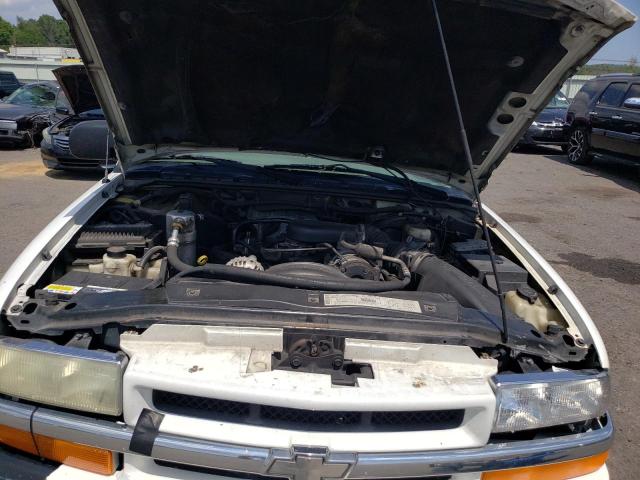 Photo 7 from auction – 2000 CHEVROLET BLAZER with VIN 1GNCT18W2YK147799