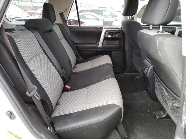 Photo 6 from auction – 2017 TOYOTA 4RUNNER SR with VIN JTEBU5JR5H5429894