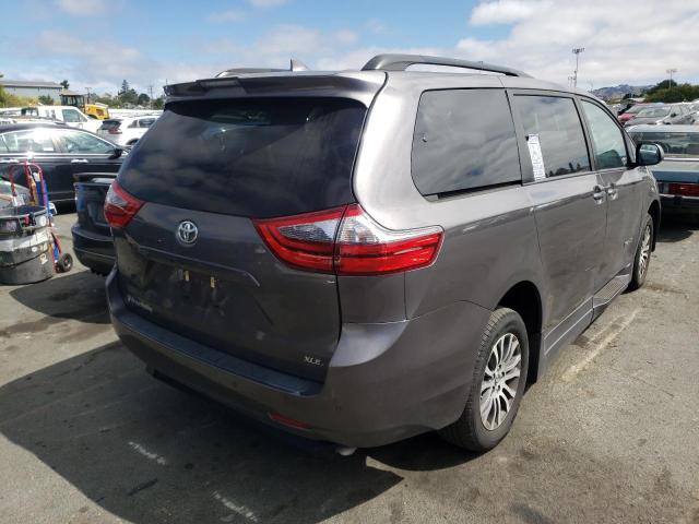 Photo 4 from auction – 2020 TOYOTA SIENNA with VIN 5TDYZ3DC9LS045275