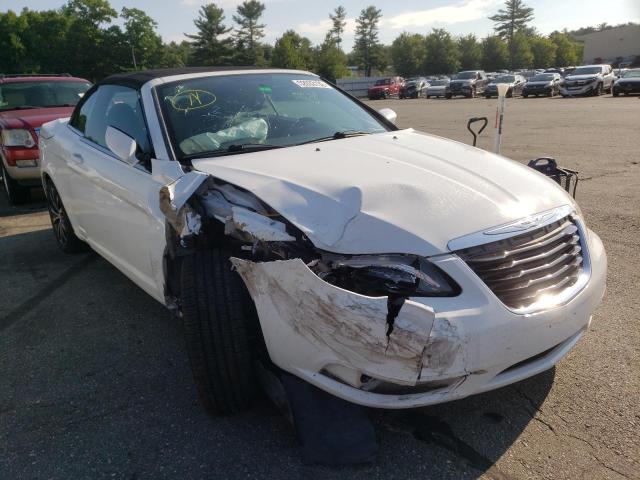 CHRYSLER 200 S 2013 with VIN 1C3BCBGG2DN598720 - Photo from auction