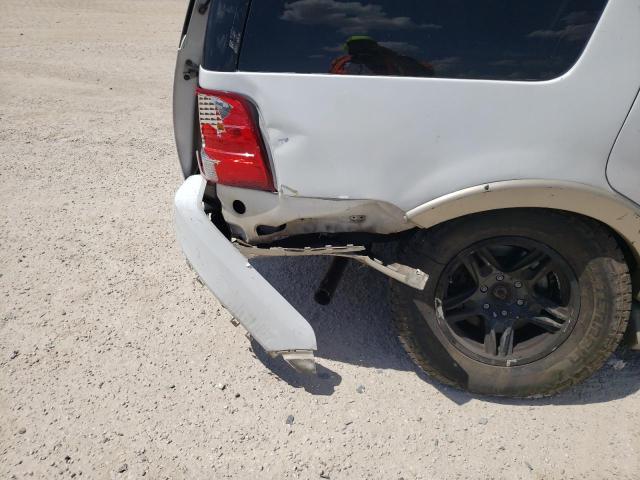 Photo 9 from auction – 2005 FORD EXPEDITION with VIN 1FMFU17545LA32862
