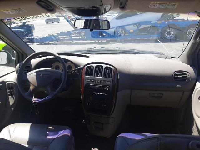 Photo 9 from auction – 2001 CHRYSLER TOWN & COU with VIN 2C4GP54G01R180585