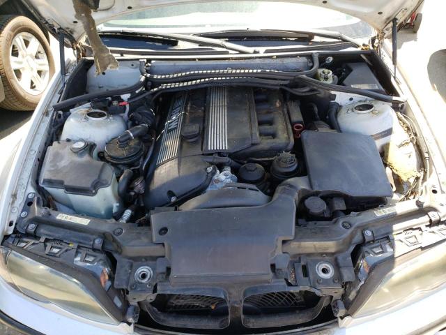 Photo 7 from auction – 2004 BMW 3 SERIES with VIN WBAEN33434PC12895