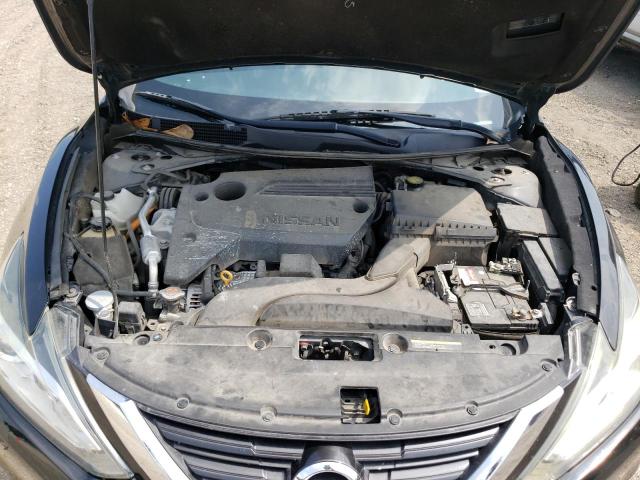 Photo 7 from auction – 2017 NISSAN ALTIMA 2.5 with VIN 1N4AL3AP1HC483202