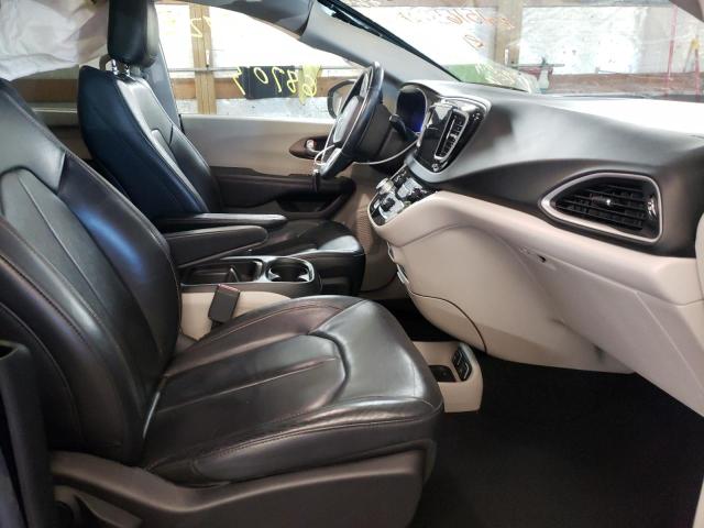 Photo 5 from auction – 2017 CHRYSLER PACIFICA T with VIN 2C4RC1BG8HR720016