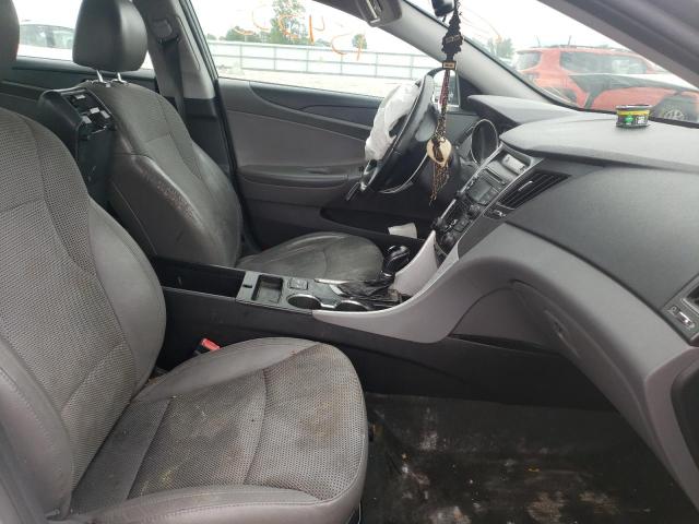Photo 5 from auction – 2013 HYUNDAI SONATA SE with VIN 5NPEC4AC2DH605790