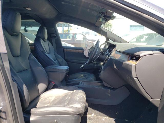 Photo 5 from auction – 2020 TESLA MODEL X with VIN 5YJXCBE2XLF247639