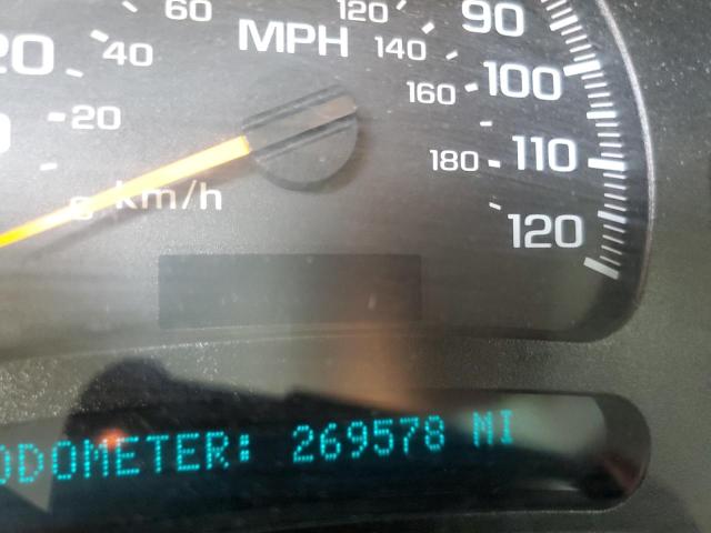 Photo 8 from auction – 2004 CHEVROLET SILVERADO with VIN 2GCEK19T841174167