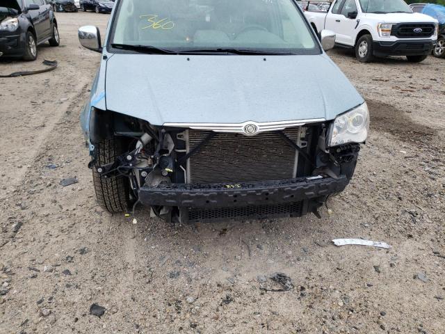 Photo 9 from auction – 2010 CHRYSLER TOWN & COU with VIN 2A4RR6DX3AR267609