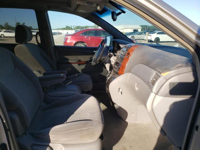 Photo 5 from auction – 2004 TOYOTA SIENNA XLE with VIN 5TDZA22C44S172980