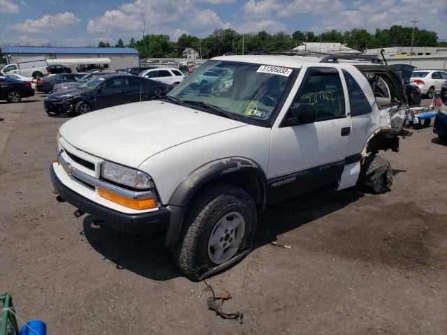 Photo 2 from auction – 2000 CHEVROLET BLAZER with VIN 1GNCT18W2YK147799