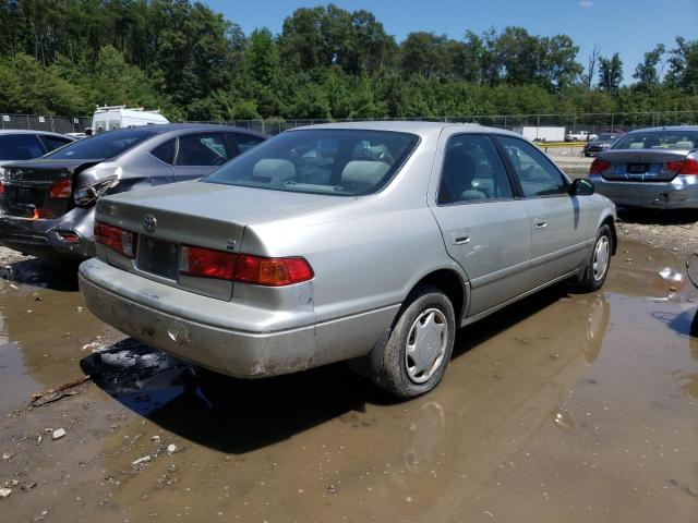 Photo 4 from auction – 2000 TOYOTA CAMRY CE with VIN 4T1BG22K7YU712987