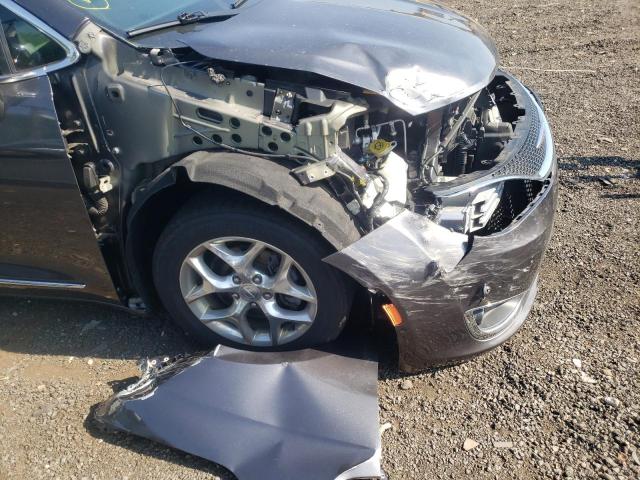 Photo 9 from auction – 2017 CHRYSLER PACIFICA L with VIN 2C4RC1GGXHR635977