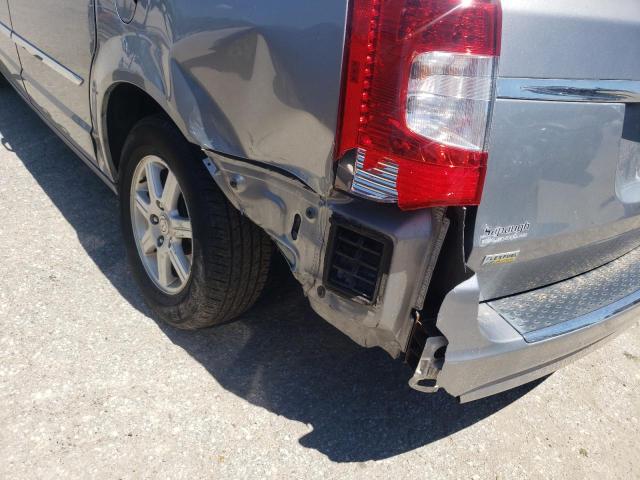 Photo 9 from auction – 2013 CHRYSLER TOWN & COU with VIN 2C4RC1BG2DR577204