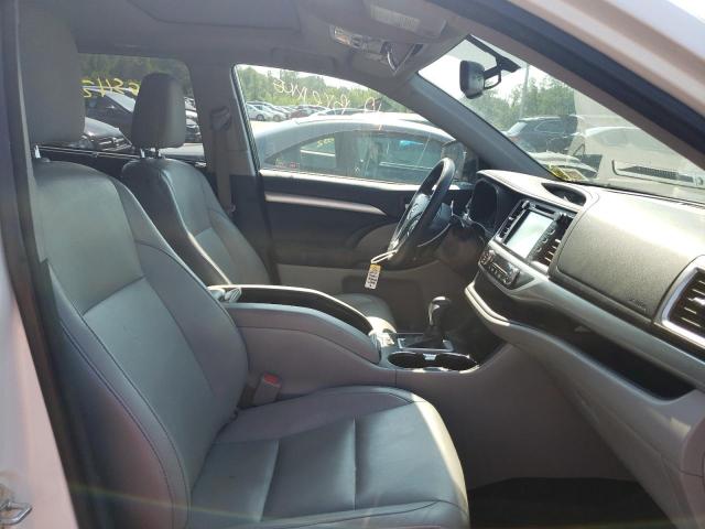 Photo 5 from auction – 2015 TOYOTA HIGHLANDER with VIN 5TDJKRFH3FS101801