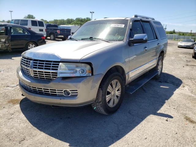 Photo 2 from auction – 2008 LINCOLN NAVIGATOR with VIN 5LMFU28578LJ22352