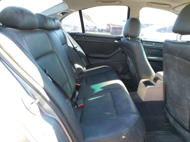 Photo 6 from auction – 2005 BMW 325 IS SUL with VIN WBAAZ33485KW79471