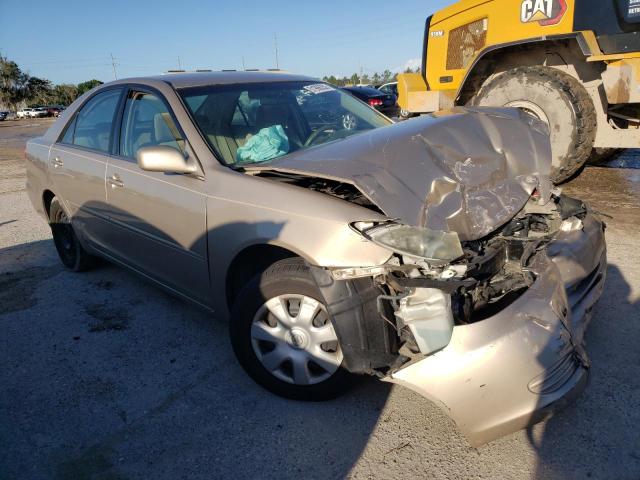 TOYOTA CAMRY LE 2002 with VIN 4T1BE32KX2U539985 - Photo from auction