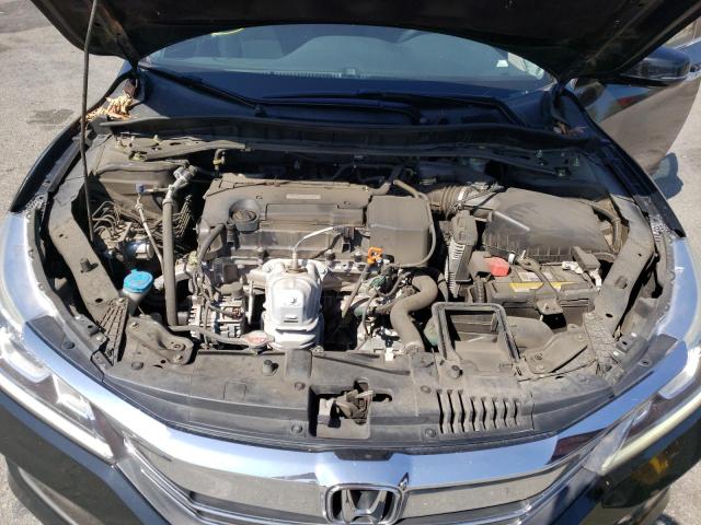 Photo 7 from auction – 2017 HONDA ACCORD EX with VIN 1HGCR2F74HA216508
