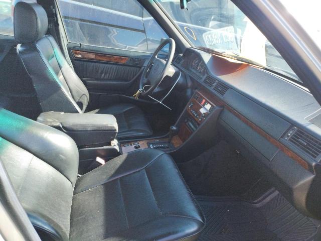 Photo 5 from auction – 1994 MERCEDES-BENZ E 420 with VIN WDBEA34E1RC098380