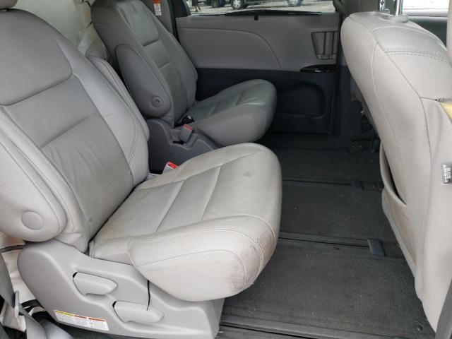 Photo 6 from auction – 2015 TOYOTA SIENNA XLE with VIN 5TDDK3DC4FS115773
