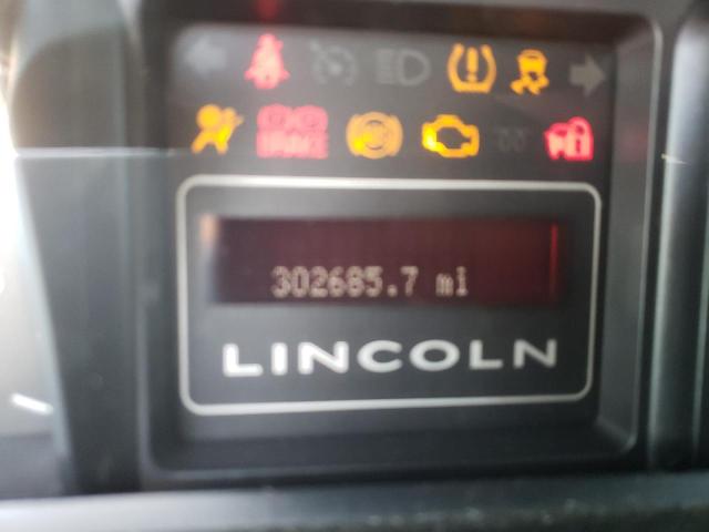 Photo 8 from auction – 2009 LINCOLN NAVIGATOR with VIN 5LMFU27579EJ01542