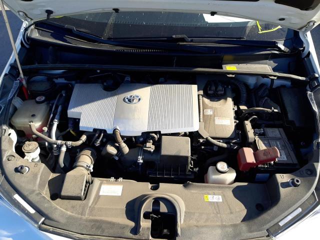 Photo 7 from auction – 2017 TOYOTA PRIUS with VIN JTDKBRFUXH3054899